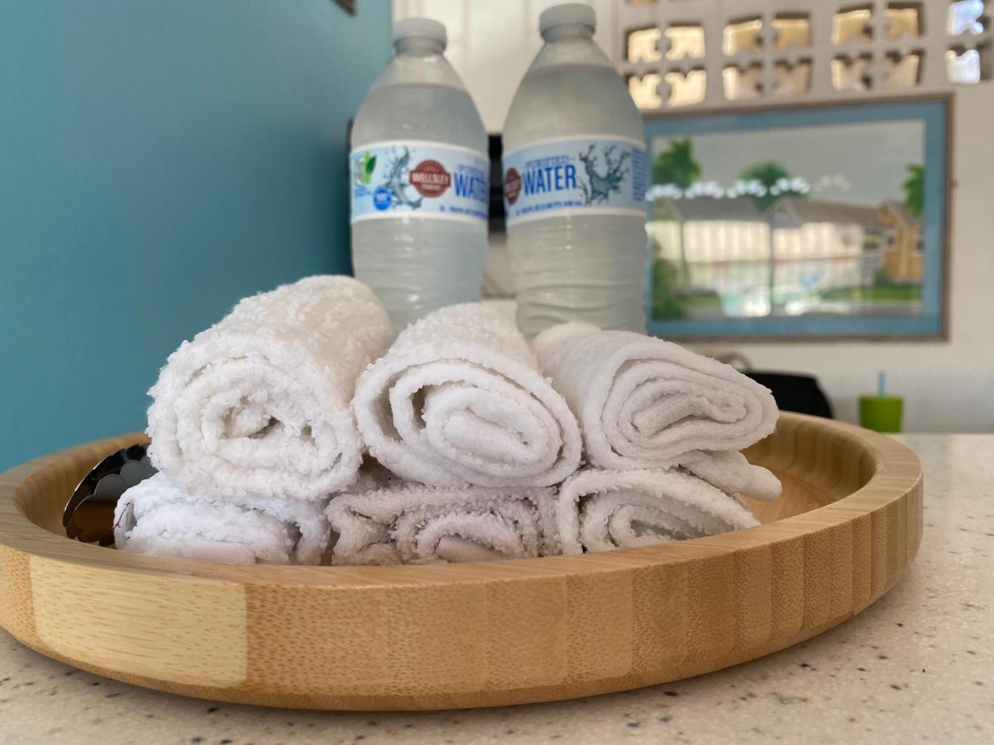 Melrose Beach Apartments Inc بريدج تاون المظهر الخارجي الصورة