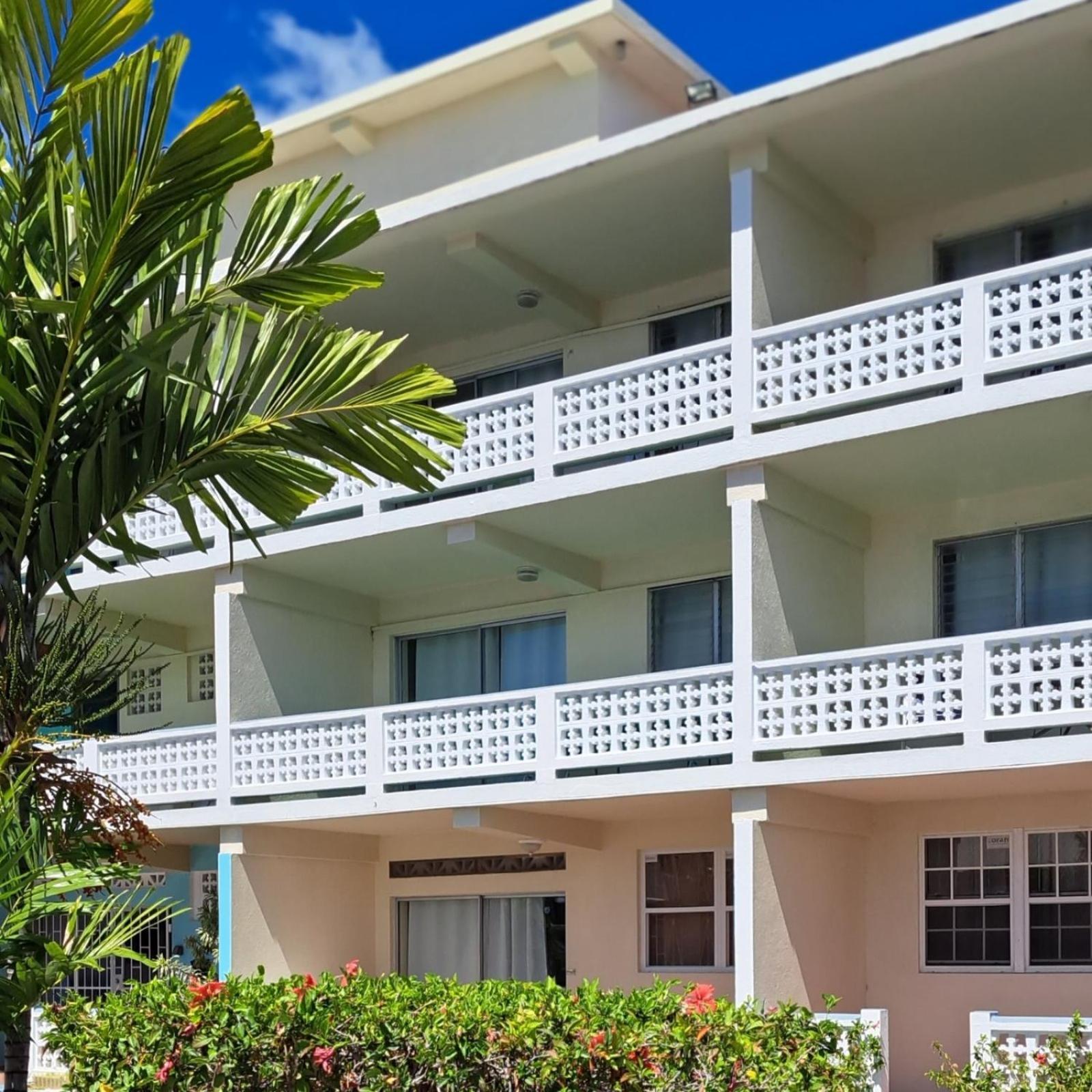Melrose Beach Apartments Inc بريدج تاون المظهر الخارجي الصورة