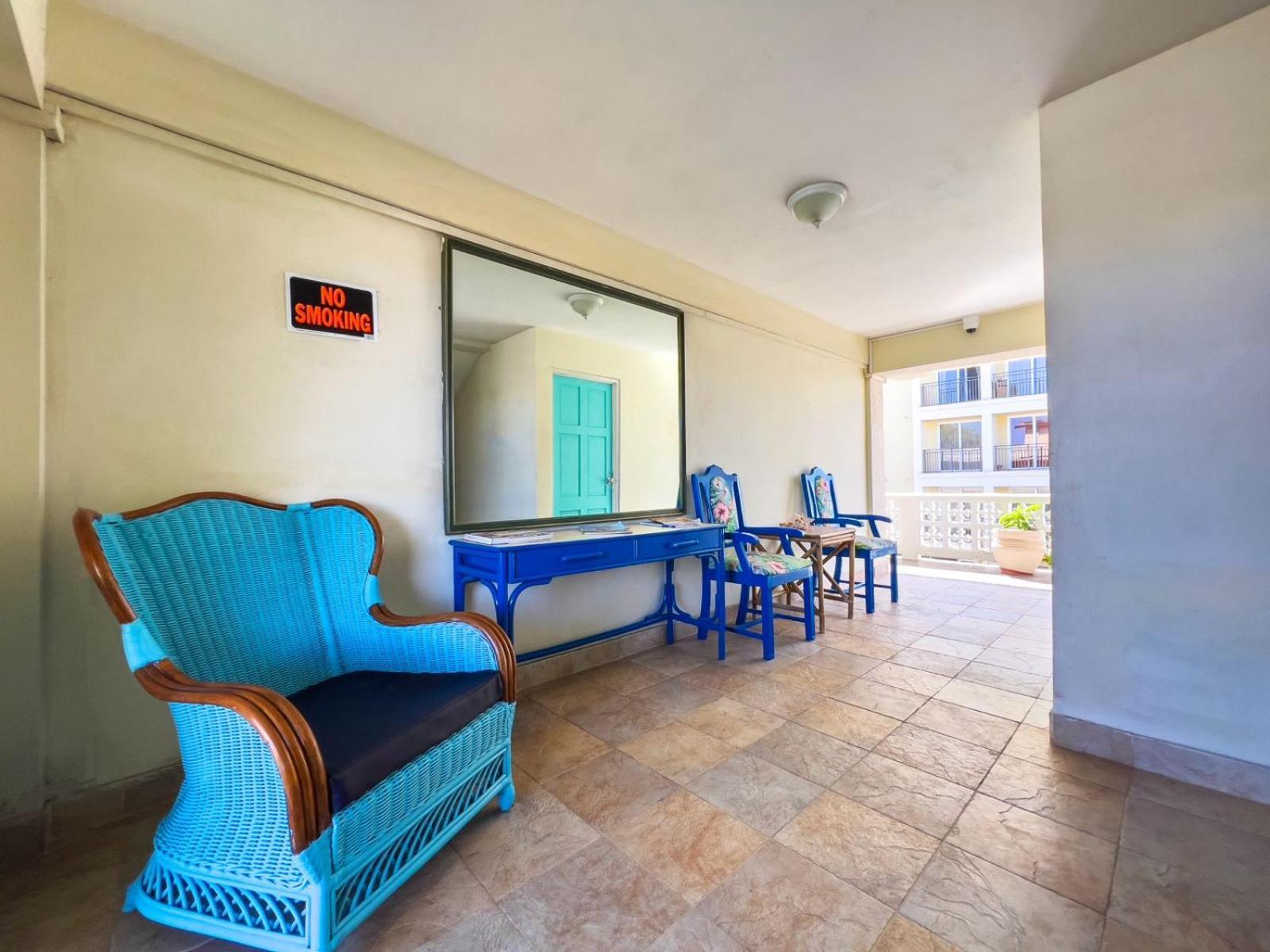 Melrose Beach Apartments Inc بريدج تاون المظهر الخارجي الصورة